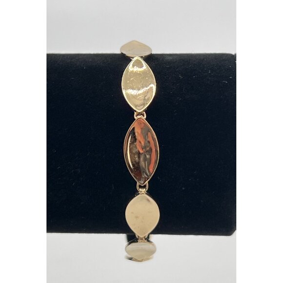 Monet Gold-Tone Oval Link Bracelet 8 Inch Elegant Design Womens Jewelry - Picture 1 of 6